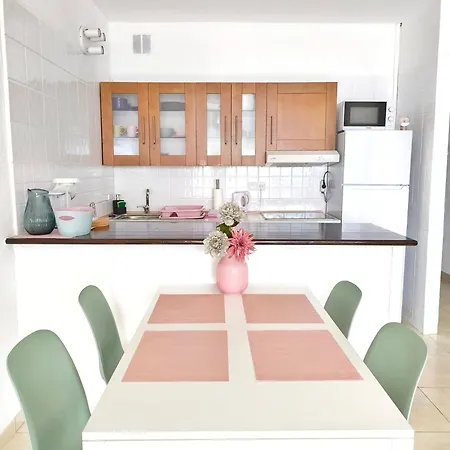 Apartment Rosa De Mar 1 - Parking, Pool, Beachfront, Tv Channels Callao Salvaje