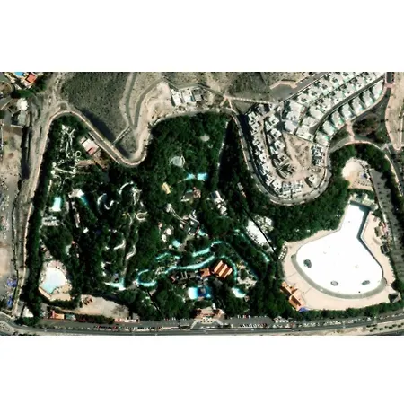 Rosa De Mar 1 - Parking, Pool, Beachfront, Tv Channels