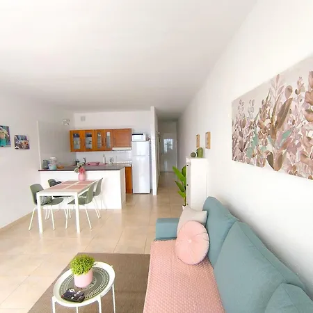 Rosa De Mar 1 - Parking, Pool, Beachfront, First Coastline, Tv Channels * Callao Salvaje